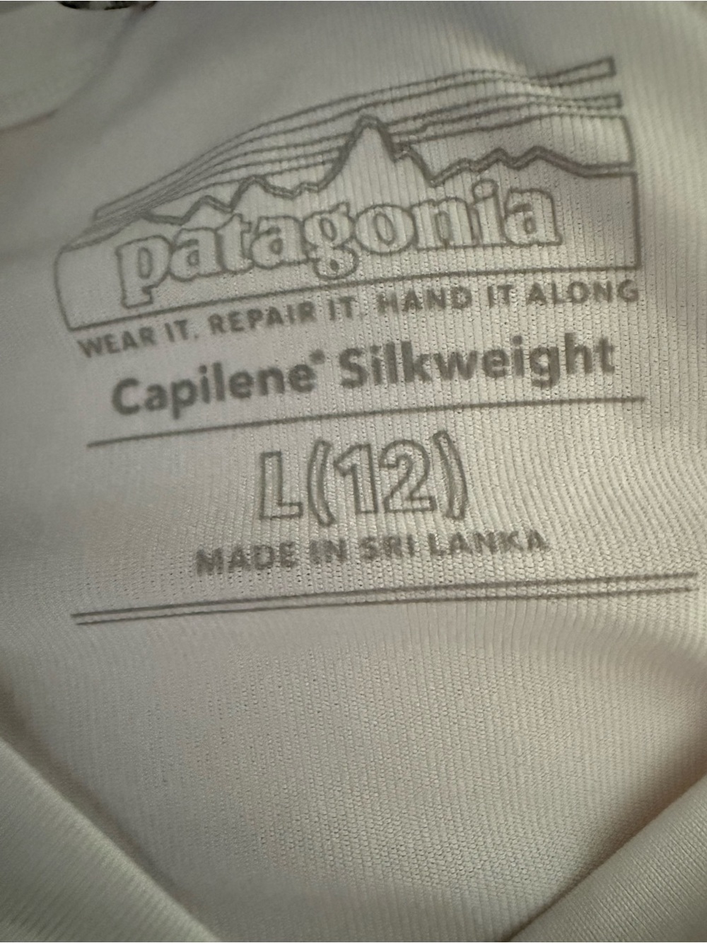 Patagonia Kids Capilene Silkweight White Long Sleeve with Blue Logo - Picture 3 of 3